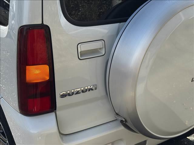 ジムニー ランドベンチャー　パートタイム４ＷＤ　ＩＣターボ　ハーフレザー　シートヒーター　ＥＴＣ　電格ミラー　ミラーウィンカー　キーレス　フォグ　レベライザー　革巻ステア　ステリモ　シガーソケット　Ｐガラス（36枚目）