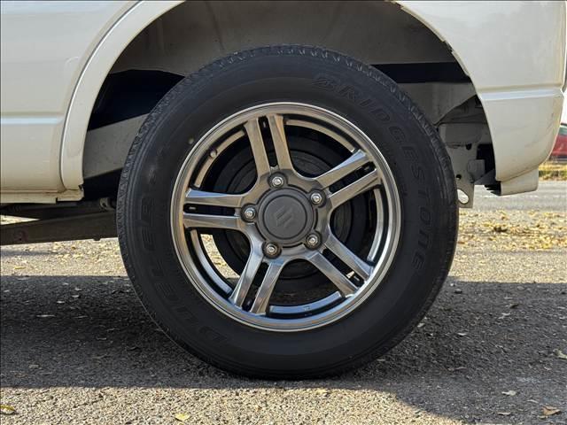 ジムニー ランドベンチャー　パートタイム４ＷＤ　ＩＣターボ　ハーフレザー　シートヒーター　ＥＴＣ　電格ミラー　ミラーウィンカー　キーレス　フォグ　レベライザー　革巻ステア　ステリモ　シガーソケット　Ｐガラス（44枚目）