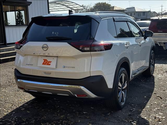 エクストレイル Ｇ　ｅ－４ＯＲＣＥ　フルセグナビ　アラビュー　プロパイロット　メモリ付Ｐシート　全席シートヒータ　革シート　Ｐバックドア　ＨＵＤ　ドラレコ　ＬＥＤヘッド　フォグ　Ａハイビーム　ＢＴ　ＥＴＣ　デジタルミラー　ロールシェード（24枚目）