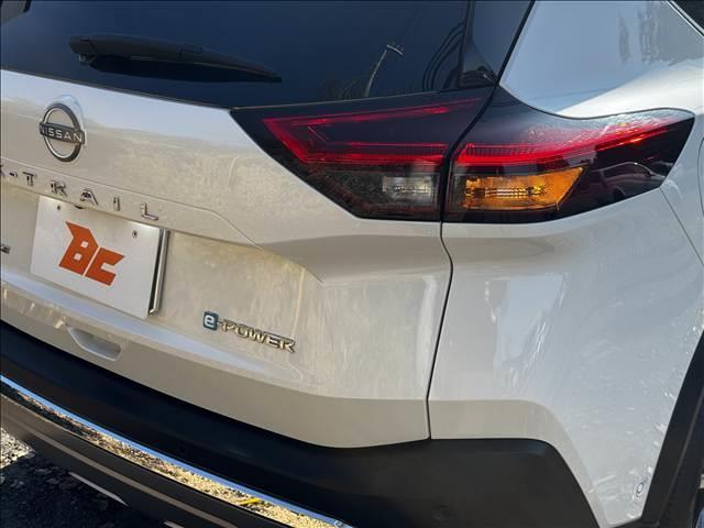 エクストレイル Ｇ　ｅ－４ＯＲＣＥ　フルセグナビ　アラビュー　プロパイロット　メモリ付Ｐシート　全席シートヒータ　革シート　Ｐバックドア　ＨＵＤ　ドラレコ　ＬＥＤヘッド　フォグ　Ａハイビーム　ＢＴ　ＥＴＣ　デジタルミラー　ロールシェード（37枚目）