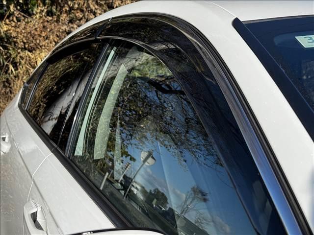 アコード e:HEV ホンダコネクトディスプレイ BOSEサウンド 全方位M レザーシート メモリ付Pシート シートヒーター レーダークルコン BT ドラレコ ETC HUD BSM LEDヘッド Aライト サンシェード(30枚目)