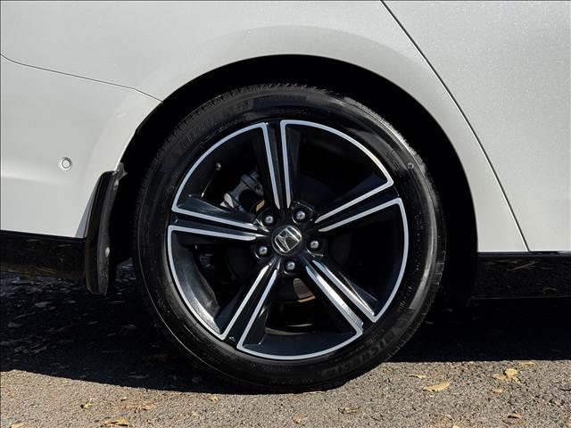 アコード e:HEV ホンダコネクトディスプレイ BOSEサウンド 全方位M レザーシート メモリ付Pシート シートヒーター レーダークルコン BT ドラレコ ETC HUD BSM LEDヘッド Aライト サンシェード(38枚目)