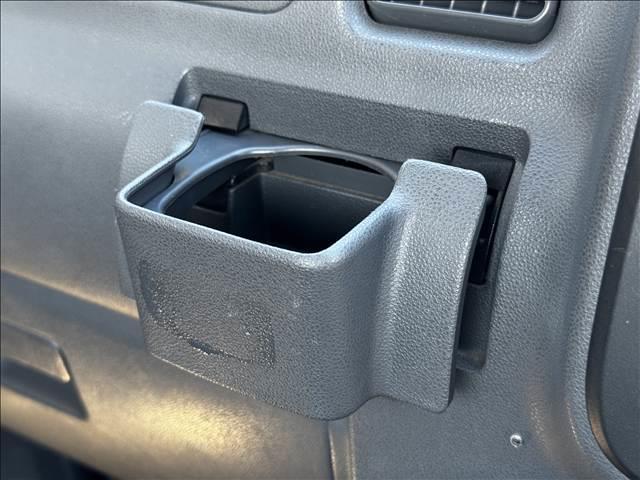 ハイゼットトラック エアコン・パワステ ツインカムスペシャル ディスプレイオーディオ BT ETC 社外12インチAW 5速MT パワステ エアコン アクセサリーソケット 塩ビシート バイザー ドリンクホルダー 三方開 荷台ゴムマット ゲートプロテクター(14枚目)