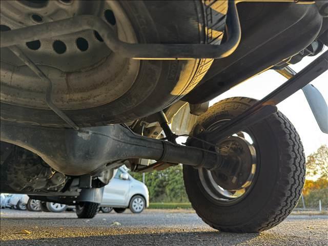 ハイゼットトラック エアコン・パワステ ツインカムスペシャル ディスプレイオーディオ BT ETC 社外12インチAW 5速MT パワステ エアコン アクセサリーソケット 塩ビシート バイザー ドリンクホルダー 三方開 荷台ゴムマット ゲートプロテクター(48枚目)