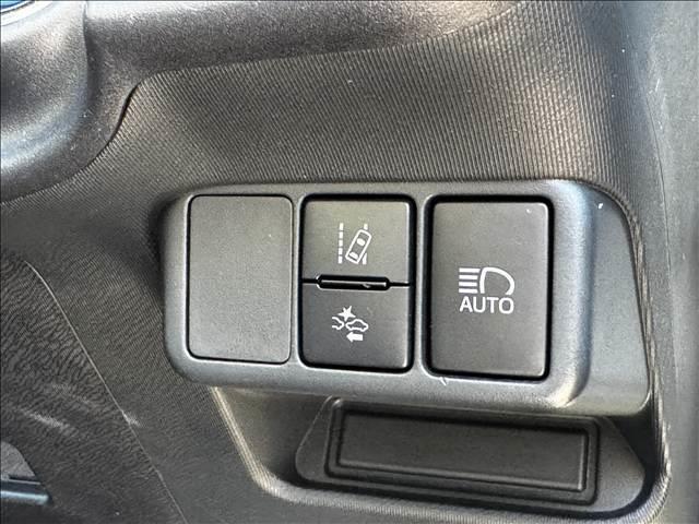 アクア Ｓスタイルブラック　後期　ナビ　Ｂモニター　ＬＥＤヘッド　Ｐ　地デジナビ　Ｂモニター　セーフティセンス　ＬＥＤヘッド　Ａライト　Ａハイビーム　Ｐスタート　スマートキー　ドラレコ　Ｃセンサー　ステリモ　ＢＴ　アームレスト　マットバイザー　電格ミラー　シートリフター（4枚目）