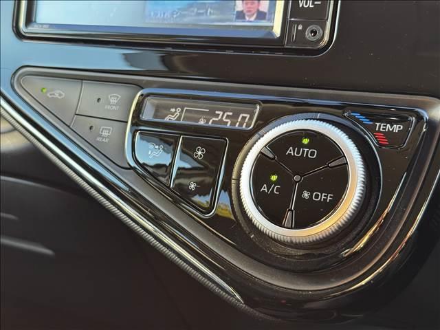 アクア Ｓスタイルブラック　後期　ナビ　Ｂモニター　ＬＥＤヘッド　Ｐ　地デジナビ　Ｂモニター　セーフティセンス　ＬＥＤヘッド　Ａライト　Ａハイビーム　Ｐスタート　スマートキー　ドラレコ　Ｃセンサー　ステリモ　ＢＴ　アームレスト　マットバイザー　電格ミラー　シートリフター（13枚目）