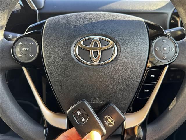 アクア Ｓスタイルブラック　後期　ナビ　Ｂモニター　ＬＥＤヘッド　Ｐ　地デジナビ　Ｂモニター　セーフティセンス　ＬＥＤヘッド　Ａライト　Ａハイビーム　Ｐスタート　スマートキー　ドラレコ　Ｃセンサー　ステリモ　ＢＴ　アームレスト　マットバイザー　電格ミラー　シートリフター（18枚目）