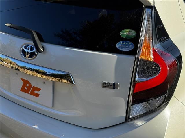 アクア Ｓスタイルブラック　後期　ナビ　Ｂモニター　ＬＥＤヘッド　Ｐ　地デジナビ　Ｂモニター　セーフティセンス　ＬＥＤヘッド　Ａライト　Ａハイビーム　Ｐスタート　スマートキー　ドラレコ　Ｃセンサー　ステリモ　ＢＴ　アームレスト　マットバイザー　電格ミラー　シートリフター（37枚目）