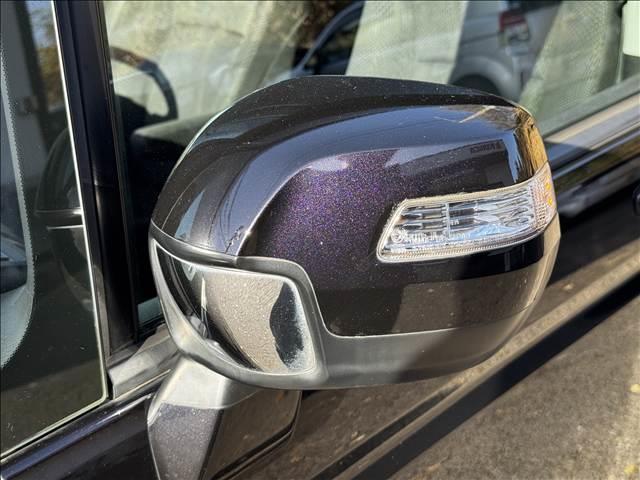 ステップワゴンスパーダ Ｓ　地デジナビ　Ｂモニター　電スラ　ＥＴＣ　キーレス　パドルシフト　ＨＩＤヘッド　フォグ　Ａライト　プライバシーガラス　フロアマット　ドアバイザー　電格ミラー　革巻ステア　チルトステア　シートリフター（34枚目）