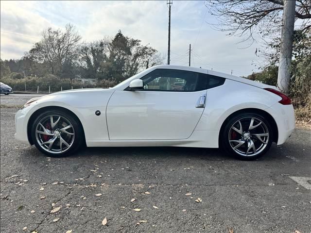 フェアレディZ バージョンS フルセグナビ Bモニター インテリキー Pスタート ミュージックサーバー キセノン フォグ Aライト ETC ステリモ サイド/カーテンSRS セキュリティアラーム シートリフター(6枚目)