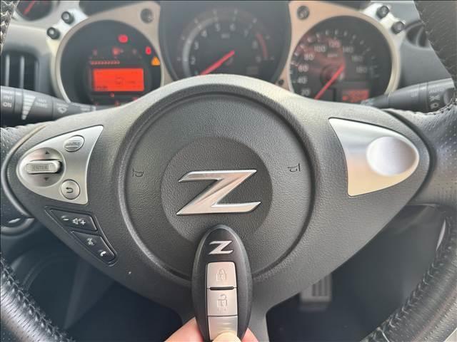 フェアレディZ バージョンS フルセグナビ Bモニター インテリキー Pスタート ミュージックサーバー キセノン フォグ Aライト ETC ステリモ サイド/カーテンSRS セキュリティアラーム シートリフター(18枚目)