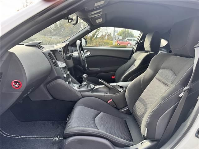 フェアレディZ バージョンS フルセグナビ Bモニター インテリキー Pスタート ミュージックサーバー キセノン フォグ Aライト ETC ステリモ サイド/カーテンSRS セキュリティアラーム シートリフター(25枚目)