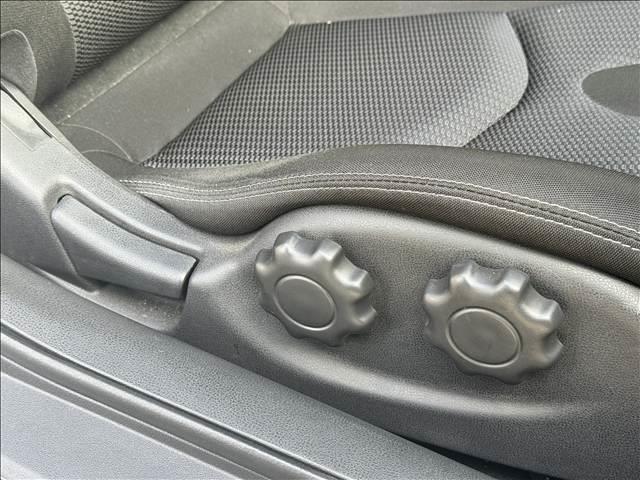 フェアレディZ バージョンS フルセグナビ Bモニター インテリキー Pスタート ミュージックサーバー キセノン フォグ Aライト ETC ステリモ サイド/カーテンSRS セキュリティアラーム シートリフター(26枚目)