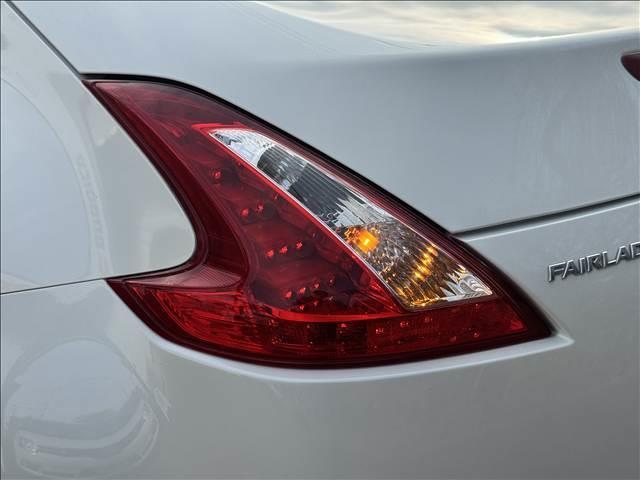 フェアレディZ バージョンS フルセグナビ Bモニター インテリキー Pスタート ミュージックサーバー キセノン フォグ Aライト ETC ステリモ サイド/カーテンSRS セキュリティアラーム シートリフター(35枚目)