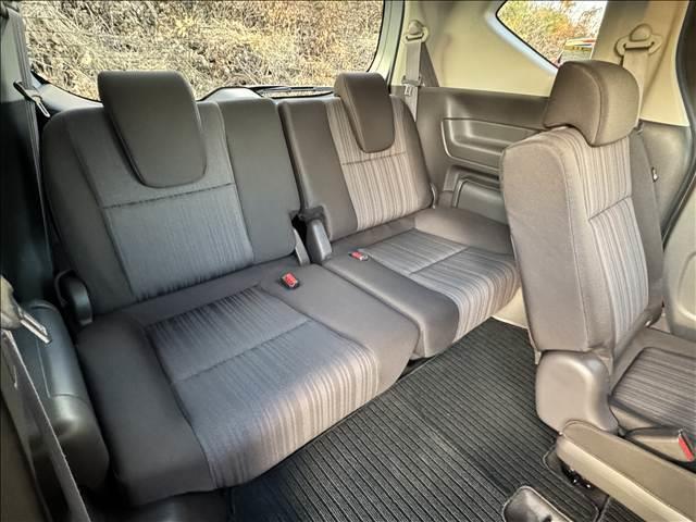 フリード G・ホンダセンシング 両電スラ フルセグナビ ホンダセンシング Bモニター スマートキー Pスタ BT DVD再生 追従クルコン ステリモ ETC 360°ドラレコ デアイサー ヒーテッドミラー シートリフター マット(12枚目)