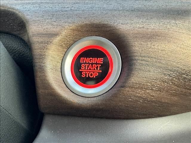 フリード G・ホンダセンシング 両電スラ フルセグナビ ホンダセンシング Bモニター スマートキー Pスタ BT DVD再生 追従クルコン ステリモ ETC 360°ドラレコ デアイサー ヒーテッドミラー シートリフター マット(15枚目)