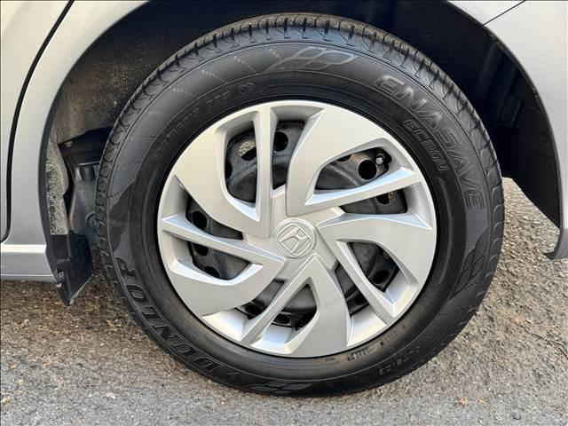 フリード G・ホンダセンシング 両電スラ フルセグナビ ホンダセンシング Bモニター スマートキー Pスタ BT DVD再生 追従クルコン ステリモ ETC 360°ドラレコ デアイサー ヒーテッドミラー シートリフター マット(42枚目)