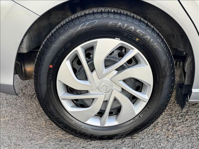 フリード G・ホンダセンシング 両電スラ フルセグナビ ホンダセンシング Bモニター スマートキー Pスタ BT DVD再生 追従クルコン ステリモ ETC 360°ドラレコ デアイサー ヒーテッドミラー シートリフター マット(44枚目)