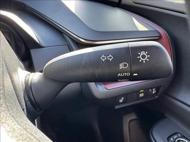 プリウス Z 12.3型フルセグナビ パノラマM Tチームメイト レザーシート セーフティセンス BSM Pバックドア AC100V電源 メモリーシート ベンチレーション ステアリングヒーター ETC2.0(28枚目)