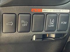 販売車両などは、ありのままのコンディションを正直に公開させて頂きます。 4