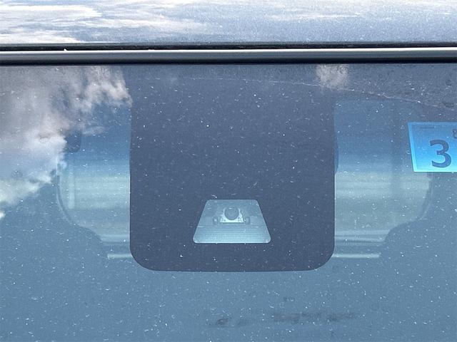 ハイゼットキャディー Ｄデラックス　ＳＡＩＩ　軽バン　ＣＶＴ　衝突被害軽減システム　ＥＴＣ　ナビ　ＴＶ　バックカメラ　両側スライドドア　アイドリングストップ　電動格納ミラー　ＥＳＣ　エアコン　パワーウィンドウ　運転席エアバッグ（8枚目）