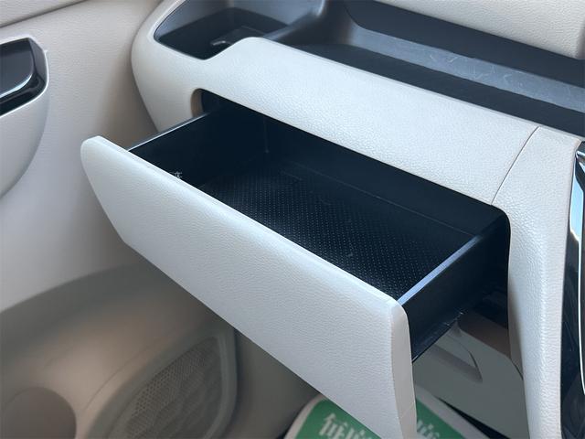 ルークス Ｘ　ＥＴＣ　全周囲カメラ　両側スライド・片側電動　ナビ　ＴＶ　クリアランスソナー　衝突被害軽減システム　オートライト　ＬＥＤヘッドランプ　スマートキー　アイドリングストップ　電動格納ミラー　ベンチシート（11枚目）