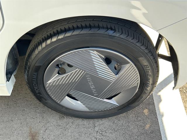 ルークス Ｘ　ＥＴＣ　全周囲カメラ　両側スライド・片側電動　ナビ　ＴＶ　クリアランスソナー　衝突被害軽減システム　オートライト　ＬＥＤヘッドランプ　スマートキー　アイドリングストップ　電動格納ミラー　ベンチシート（20枚目）