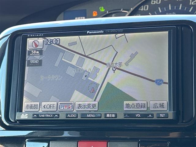 タント Ｇスペシャル　電動スライドドア　ナビ　ＴＶ　スマートキー　アイドリングストップ　電動格納ミラー　ＣＶＴ　盗難防止システム　ＡＢＳ　ＣＤ　ＵＳＢ　アルミホイール　衝突安全ボディ　エアコン　パワーステアリング（4枚目）