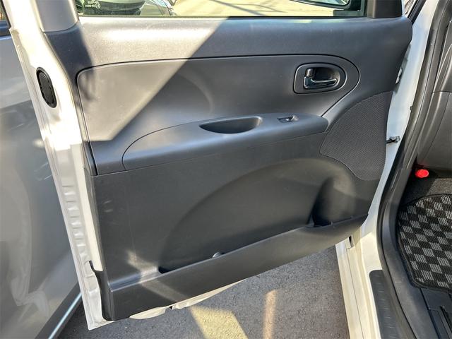 タント Ｇスペシャル　電動スライドドア　ナビ　ＴＶ　スマートキー　アイドリングストップ　電動格納ミラー　ＣＶＴ　盗難防止システム　ＡＢＳ　ＣＤ　ＵＳＢ　アルミホイール　衝突安全ボディ　エアコン　パワーステアリング（31枚目）