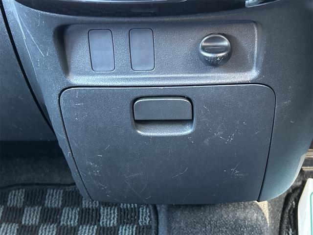 タント Ｇスペシャル　電動スライドドア　ナビ　ＴＶ　スマートキー　アイドリングストップ　電動格納ミラー　ＣＶＴ　盗難防止システム　ＡＢＳ　ＣＤ　ＵＳＢ　アルミホイール　衝突安全ボディ　エアコン　パワーステアリング（34枚目）