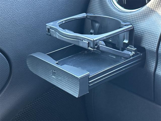 タント Ｇスペシャル　電動スライドドア　ナビ　ＴＶ　スマートキー　アイドリングストップ　電動格納ミラー　ＣＶＴ　盗難防止システム　ＡＢＳ　ＣＤ　ＵＳＢ　アルミホイール　衝突安全ボディ　エアコン　パワーステアリング（37枚目）