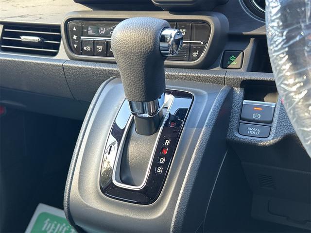 N-ONE プレミアム バックカメラ ナビ TV クリアランスソナー オートクルーズコントロール レーンアシスト 衝突被害軽減システム オートライト LEDヘッドランプ スマートキー アイドリングストップ 電動格納ミラー(8枚目)