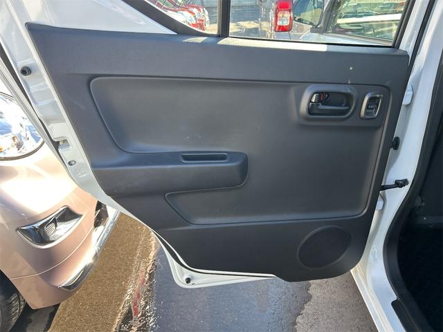 アルト Ｌ　ナビ　キーレスエントリー　アイドリングストップ　シートヒーター　ＣＶＴ　盗難防止システム　ＡＢＳ　ＥＳＣ　ＣＤ　衝突安全ボディ　エアコン　パワーステアリング　パワーウィンドウ　運転席エアバッグ（29枚目）