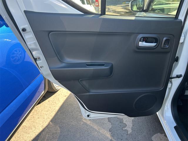 アルト Ｘ　衝突被害軽減システム　スマートキー　アイドリングストップ　電動格納ミラー　シートヒーター　ＣＶＴ　盗難防止システム　ＡＢＳ　ＥＳＣ　ＣＤ　ミュージックプレイヤー接続可　アルミホイール　衝突安全ボディ（29枚目）