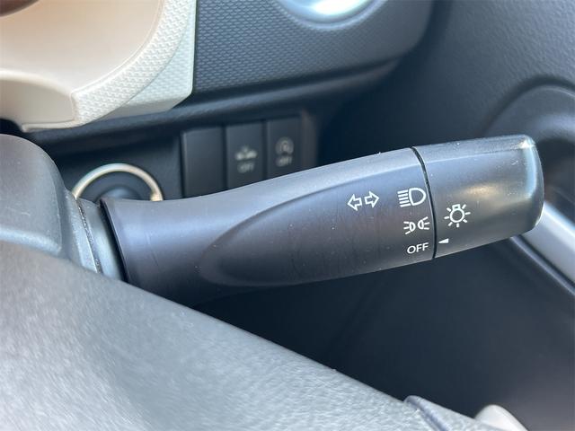 アルト Ｘ　衝突被害軽減システム　スマートキー　アイドリングストップ　電動格納ミラー　シートヒーター　ＣＶＴ　盗難防止システム　ＡＢＳ　ＥＳＣ　ＣＤ　ミュージックプレイヤー接続可　アルミホイール　衝突安全ボディ（38枚目）