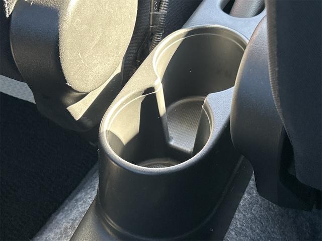 アルト Ｘ　衝突被害軽減システム　スマートキー　アイドリングストップ　電動格納ミラー　シートヒーター　ＣＶＴ　盗難防止システム　ＡＢＳ　ＥＳＣ　ＣＤ　ミュージックプレイヤー接続可　アルミホイール　衝突安全ボディ（43枚目）