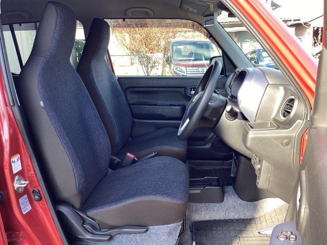 アルト ハイブリッドＳ　運転席エアバッグ　盗難防止装置　スマートキー　コーナーセンサー　パワーステアリング　エアコン　ＥＳＰ　禁煙車　ＤＶＤ　パワーウィンドウ　ＬＥＤランプ　キーレスエントリー　ｉ－ｓｔｏｐ（13枚目）