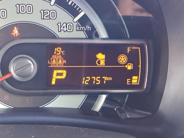 アルト ハイブリッドＳ　運転席エアバッグ　盗難防止装置　スマートキー　コーナーセンサー　パワーステアリング　エアコン　ＥＳＰ　禁煙車　ＤＶＤ　パワーウィンドウ　ＬＥＤランプ　キーレスエントリー　ｉ－ｓｔｏｐ（20枚目）