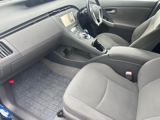 プリウス S(3枚目)