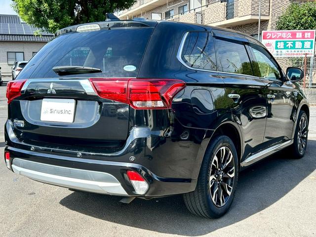 アウトランダーＰＨＥＶ Ｇナビパッケージ　ユーザー買取車／ワンオーナー車／純正ナビ／フルセグ／全方位カメラ／ＬＥＤヘッドライト／ＥＴＣ／充電ケーブルあり（8枚目）