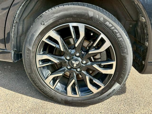 アウトランダーＰＨＥＶ Ｇナビパッケージ　ユーザー買取車／ワンオーナー車／純正ナビ／フルセグ／全方位カメラ／ＬＥＤヘッドライト／ＥＴＣ／充電ケーブルあり（26枚目）