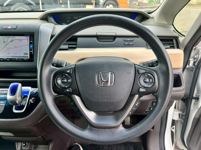 フリードハイブリッド ハイブリッド・Gホンダセンシング ユーザー買取ワンオーナー車/純正ナビ/フルセグ/バックカメラ/両側オートスライドドア/ホンダセンシング/ETC/スマートキー(16枚目)