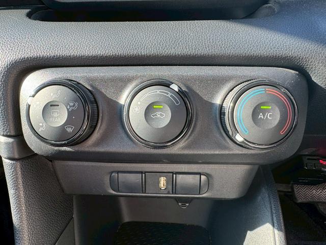 ヤリス Ｘ　ユーザー買取車／メーカーナビ／バックモニター／Ｂｌｕｅｔｏｏｔｈ接続／コーナーセンサー／衝突軽減ブレーキ／スマートキー／ＥＴＣ（26枚目）