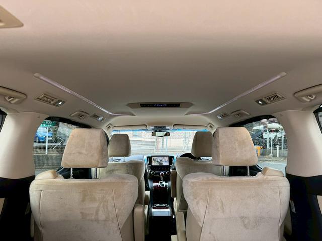 アルファード ２．５Ｇ　ユーザー買取車／純正ナビ／フルセグ／バックモニター／両側オートスライドドア／パワーバックドア／ＥＴＣ２．０／純正アルミ／スマートキー／パワーシート（21枚目）