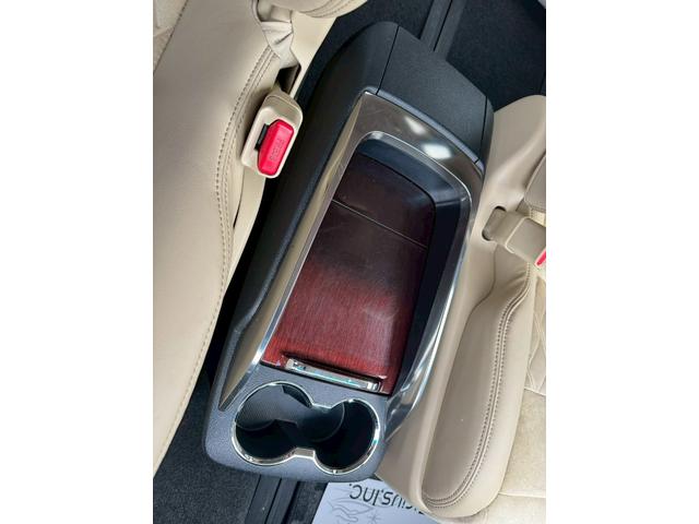 アルファード ２．５Ｇ　ユーザー買取車／純正ナビ／フルセグ／バックモニター／両側オートスライドドア／パワーバックドア／ＥＴＣ２．０／純正アルミ／スマートキー／パワーシート（30枚目）