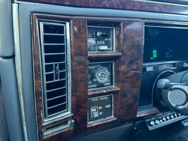 キャデラックフリートウッド ブロアム　ディーラー車／ハイドロ歴無／社外ヘッドユニット／社外スピーカー／社外アンプ（26枚目）