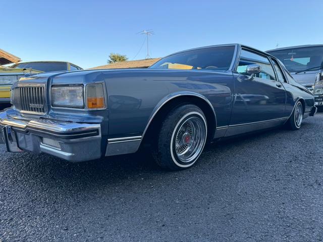 シボレーカプリス クラシック　８ナンバー放宣／２Ｐ６Ｂ／レインフォース／オーディオカスタム（10枚目）