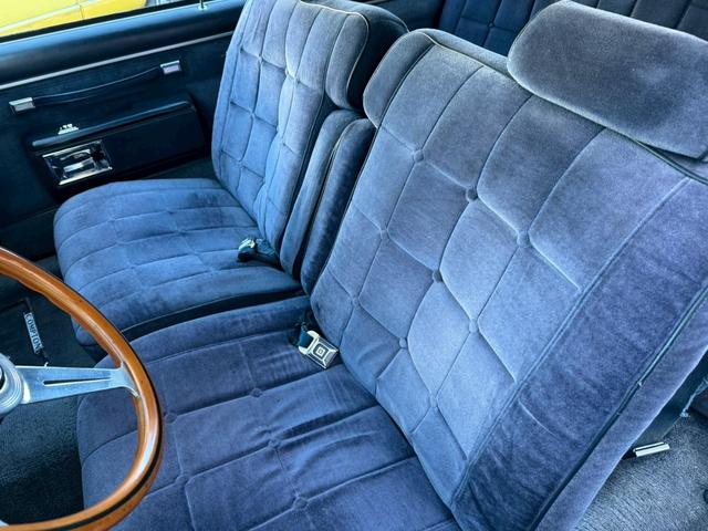 シボレーカプリス クラシック　８ナンバー放宣／２Ｐ６Ｂ／レインフォース／オーディオカスタム（19枚目）