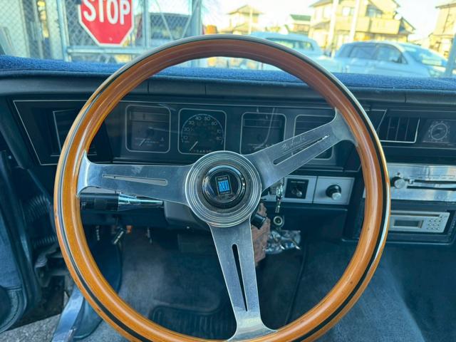 シボレーカプリス クラシック　８ナンバー放宣／２Ｐ６Ｂ／レインフォース／オーディオカスタム（25枚目）