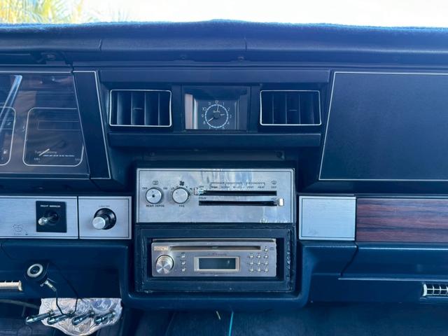 シボレーカプリス クラシック　８ナンバー放宣／２Ｐ６Ｂ／レインフォース／オーディオカスタム（30枚目）